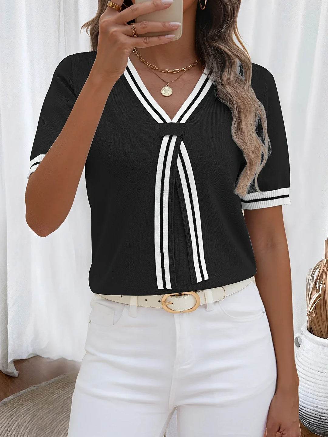 Eden | V-Neck Knit Top