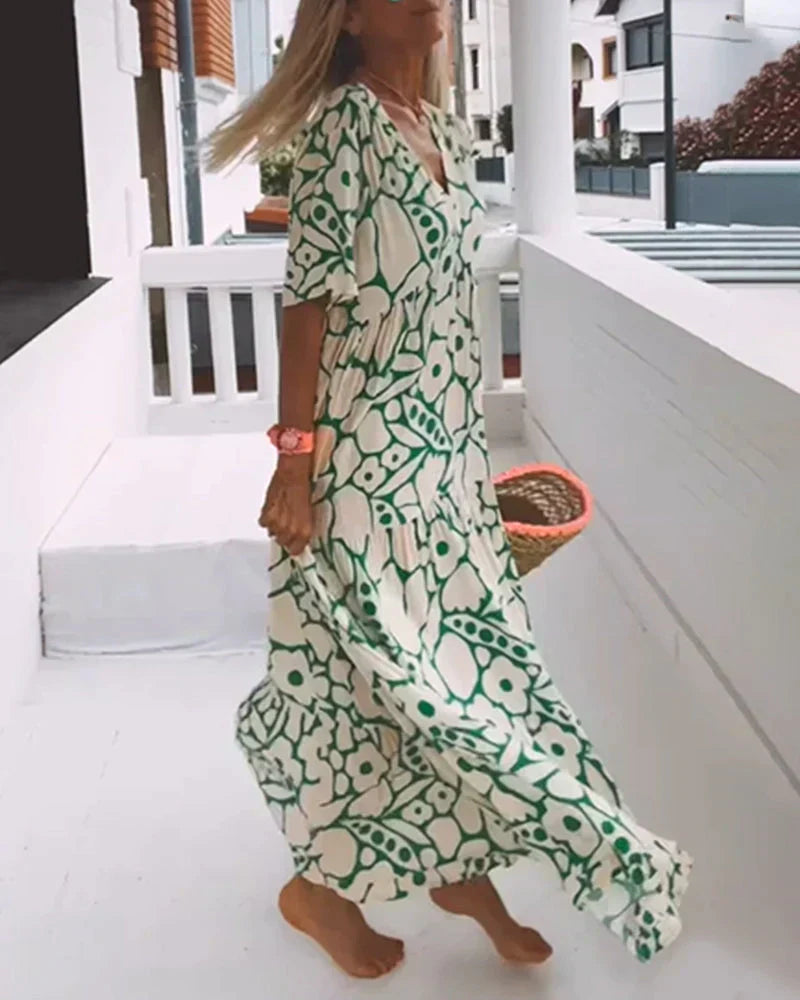 Joany | Flowy Feminine Dress