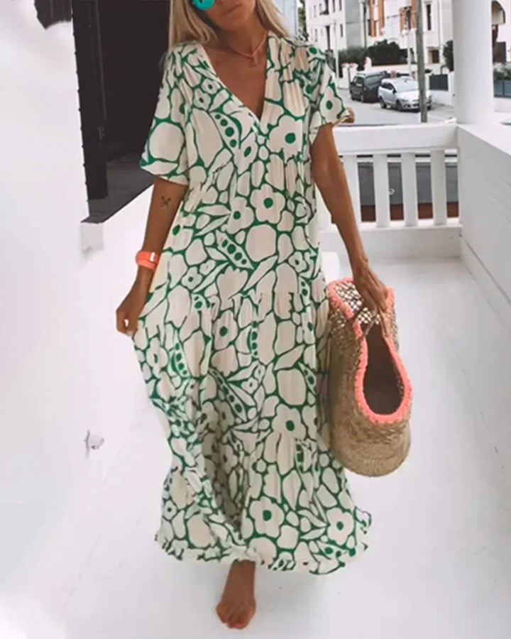 Joany | Flowy Feminine Dress