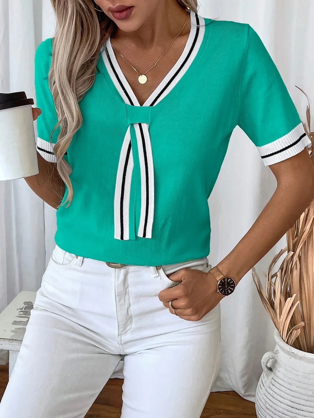 Eden | V-Neck Knit Top
