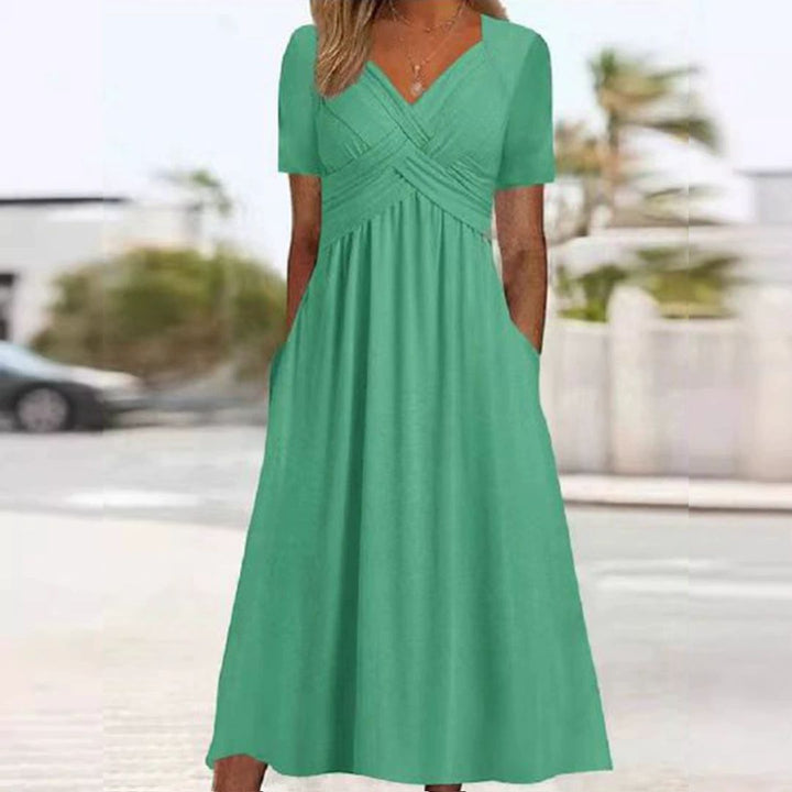 Lorie | Elegant and Flattering Dress