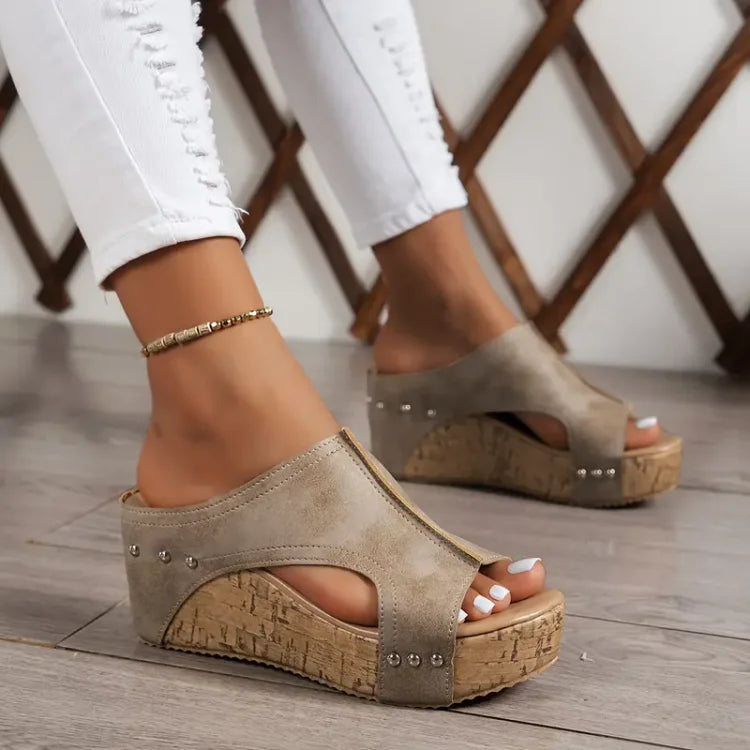 Aella | Orthopedic Sandals