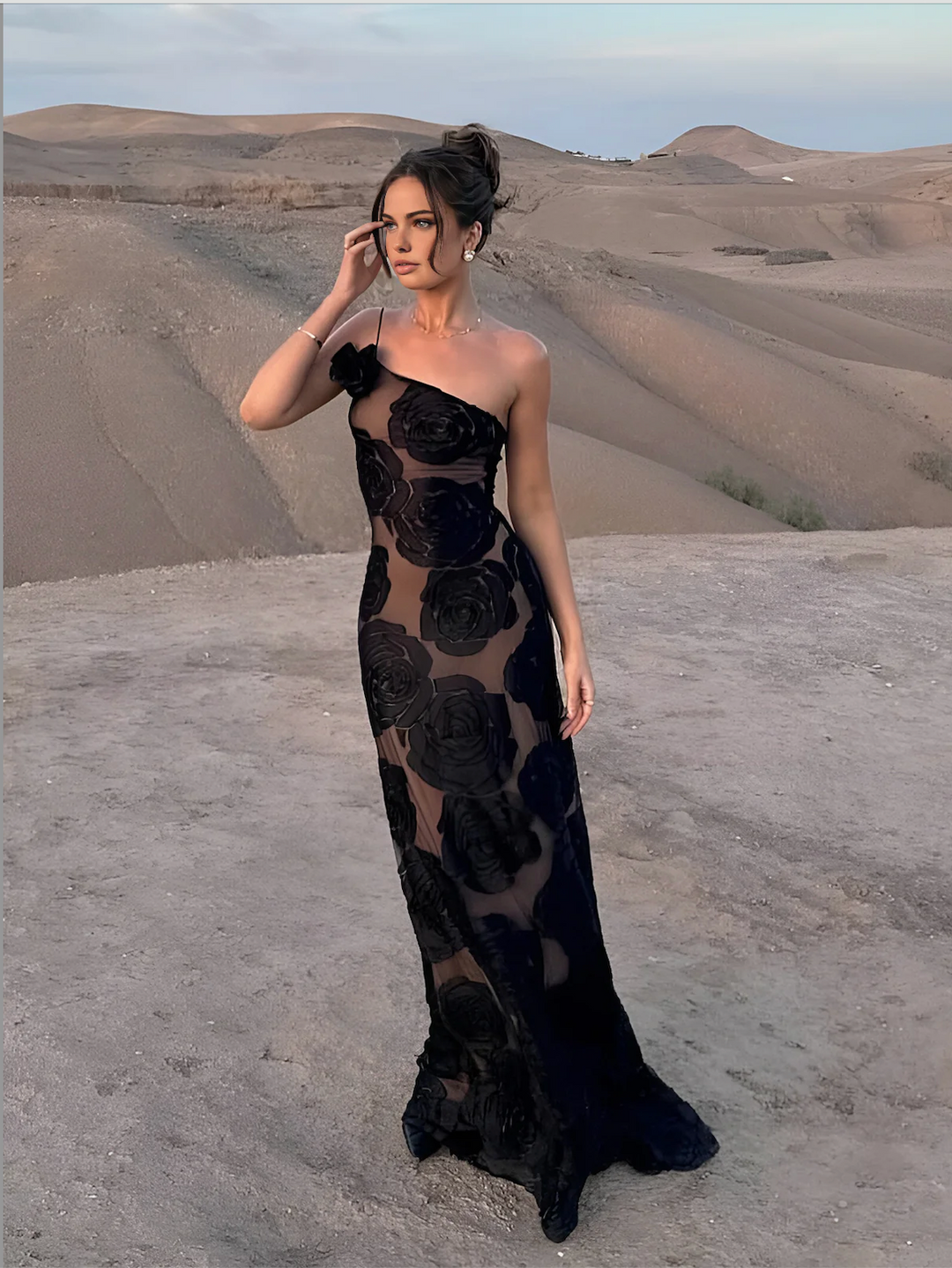 Ella | Chic Charming Dress