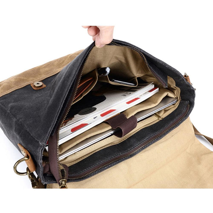 Andres | Travel Messenger Bag