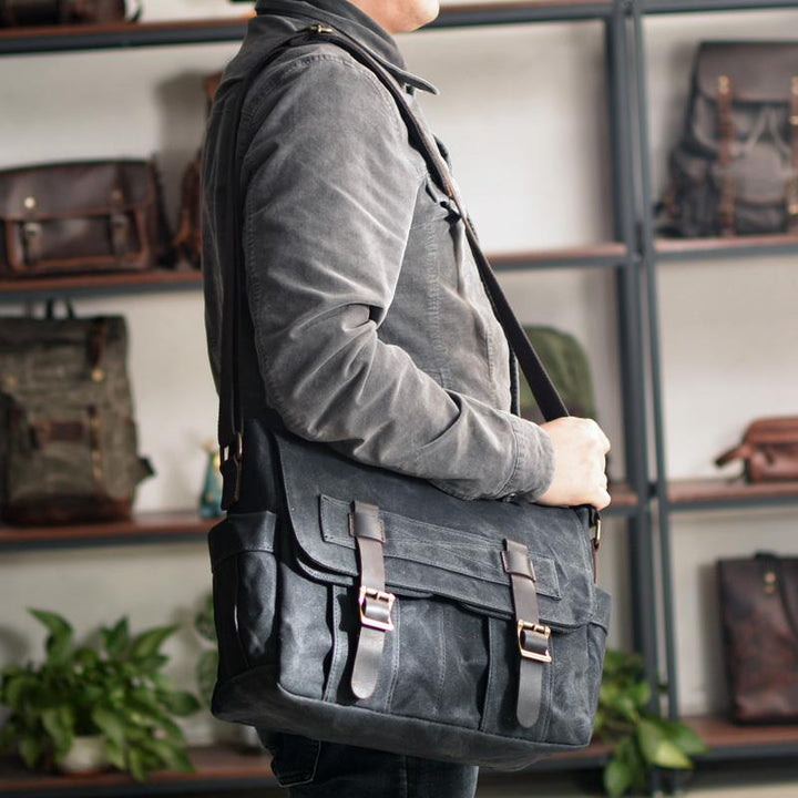 David | Cross Shoulder Bag