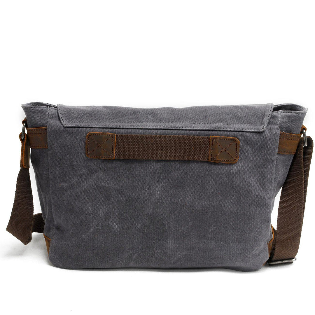 Benhard | Retro Messenger Bag