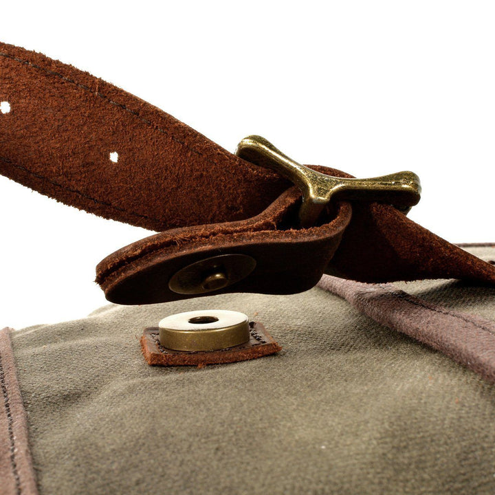 Loyd | Small Sling Bag