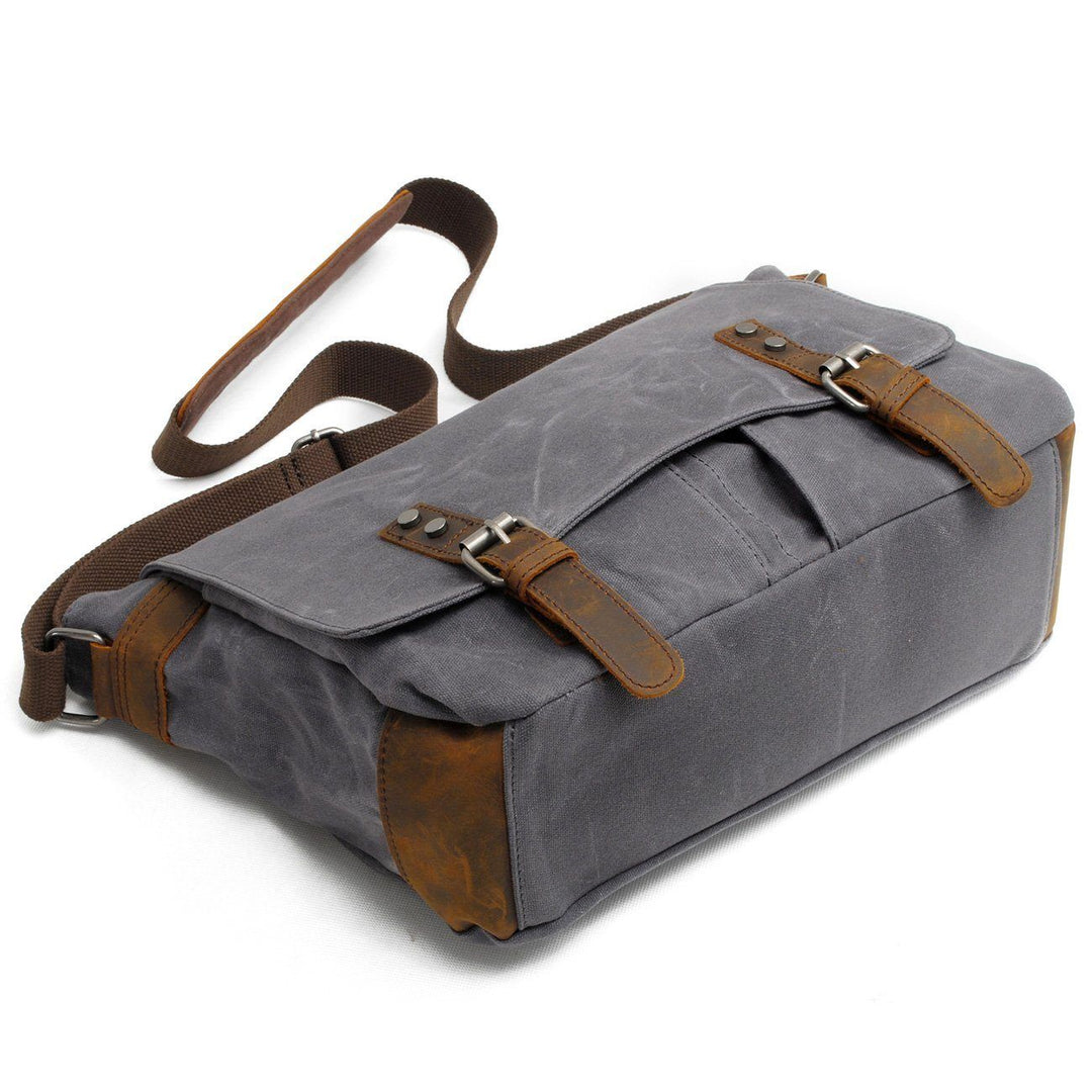 Benhard | Retro Messenger Bag