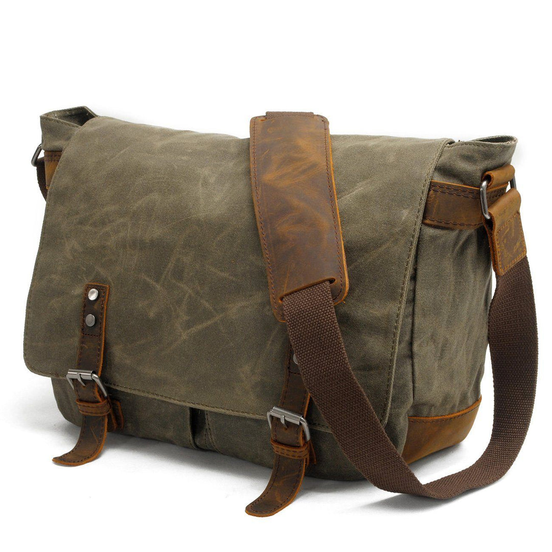 Benhard | Retro Messenger Bag
